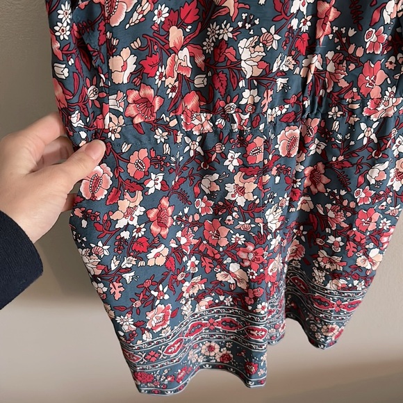 Multi floral flutter sleeve romper - Picture 9 of 11